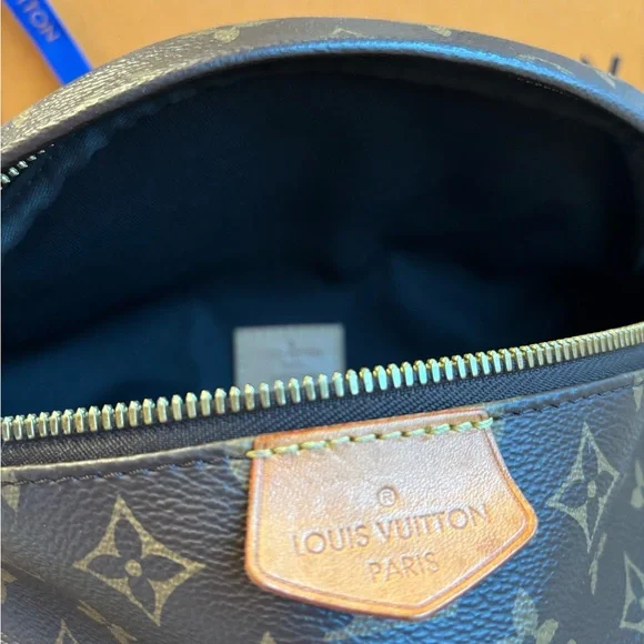Louis Vuitton monogram bum bag fanny pack, Crossbody - Picture 9 of 10